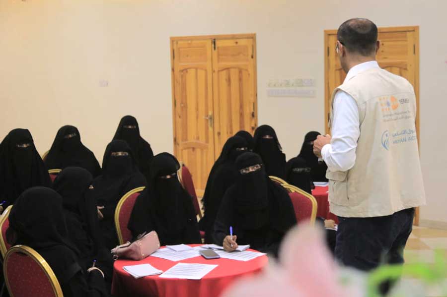 A training session in marketing skills for women and girls was carried out in Seiyun District