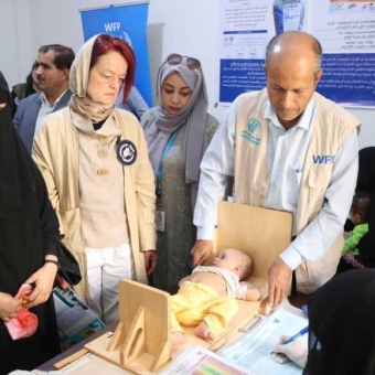 WFP delegation visits the therapeutic and preventive nutrition project