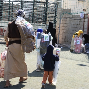2,400 displaced people receive winterization kits with Kuwaiti funding