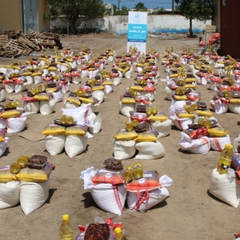 Yemeni refugees and local community in Djibouti receive 1,600 food baskets