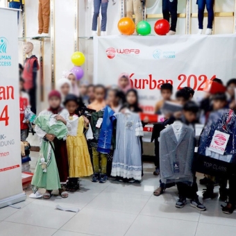 550 orphans receive Eid clothing 