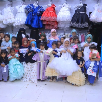 1,950 orphans receive Eid clothing