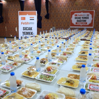 Ready-to-eat meals for 1,000 IDPs