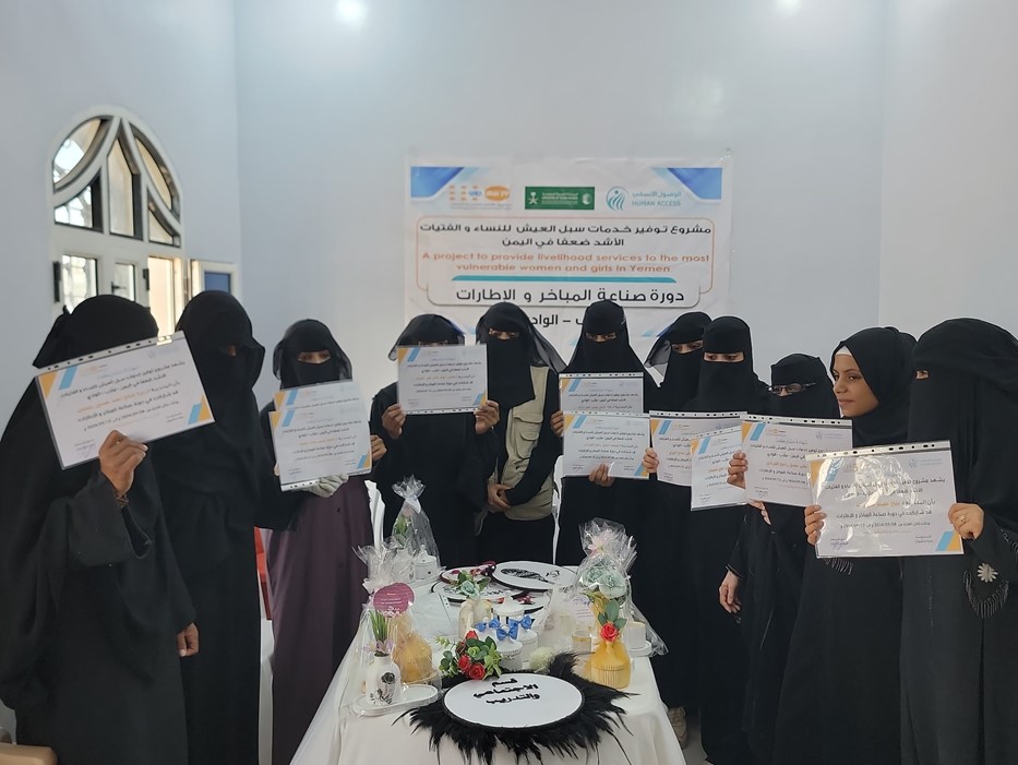 Qualifying 11 women in traditional crafts