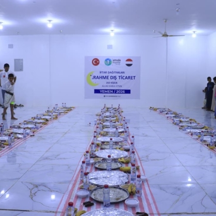 A group Iftar for 250 orphans in Marib