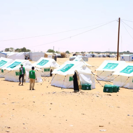 KSrelief Center Continues Distributing Shelter Aid to Displaced People in Marib